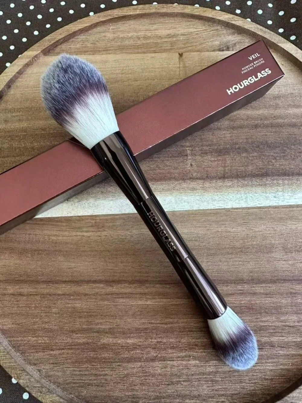 Hourglass Veil Powder Brush
